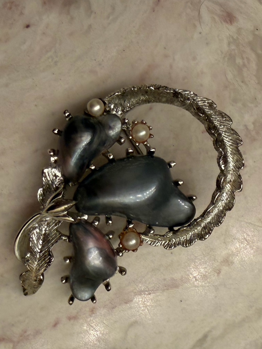 Coro Vintage Leaf Brooch